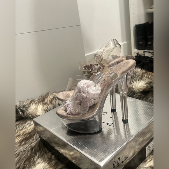 Ellie Heels - Picture 4 of 4